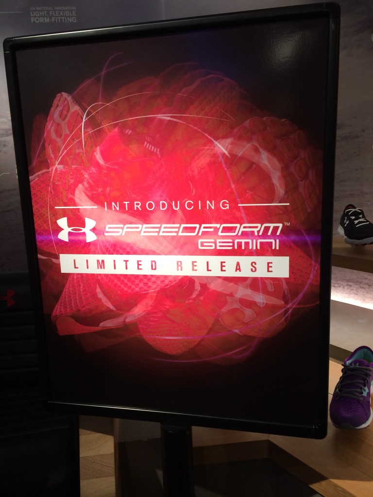 tcs new york city marathon expo medal pictures course mutai under armour arciniaga macca switzer (13)