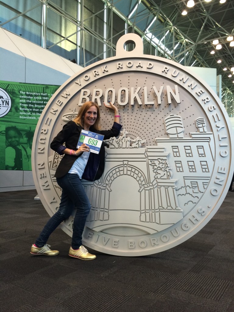 tcs new york city marathon expo medal pictures course mutai under armour arciniaga macca switzer (7)