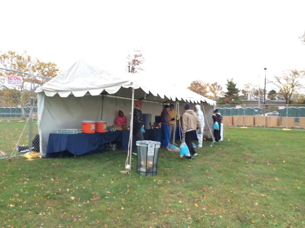 new york city marathon 2014 pictures start athletes village (1)