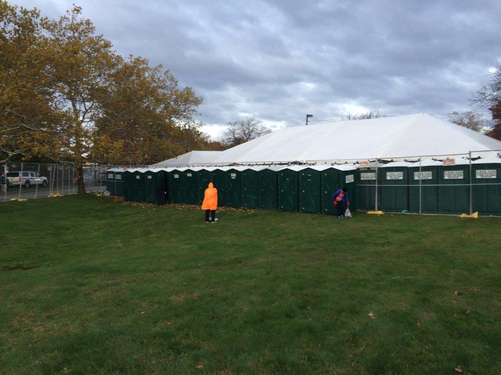 new york city marathon 2014 pictures start athletes village (3)
