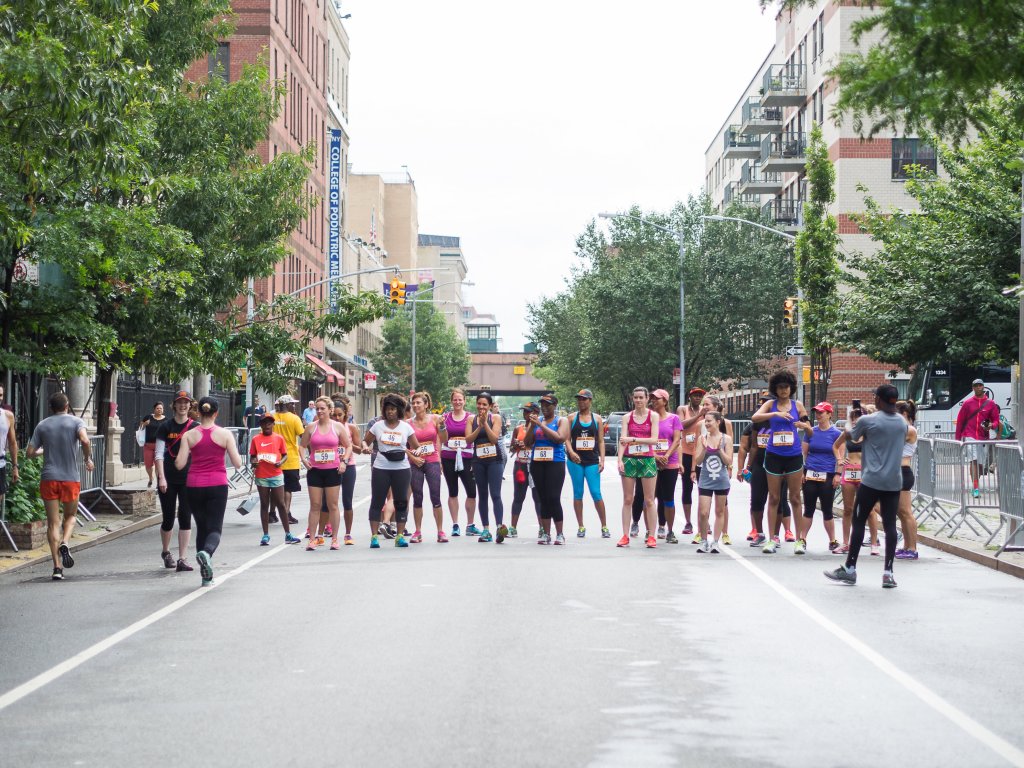 OFFICIAL RACE PHOTO by DA PING LUO