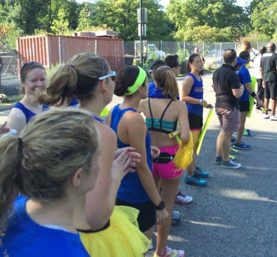 team champs 2014 nyrr elizabeth maiuolo cheering  (2)